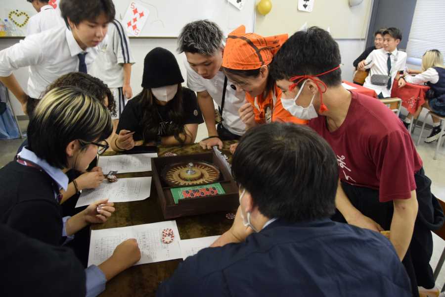 ２０２５年１０月９日（木）　八咫祭昼間部展示発表